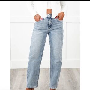 Lovervet Giver Her A Try Light Wash Barrel Jean